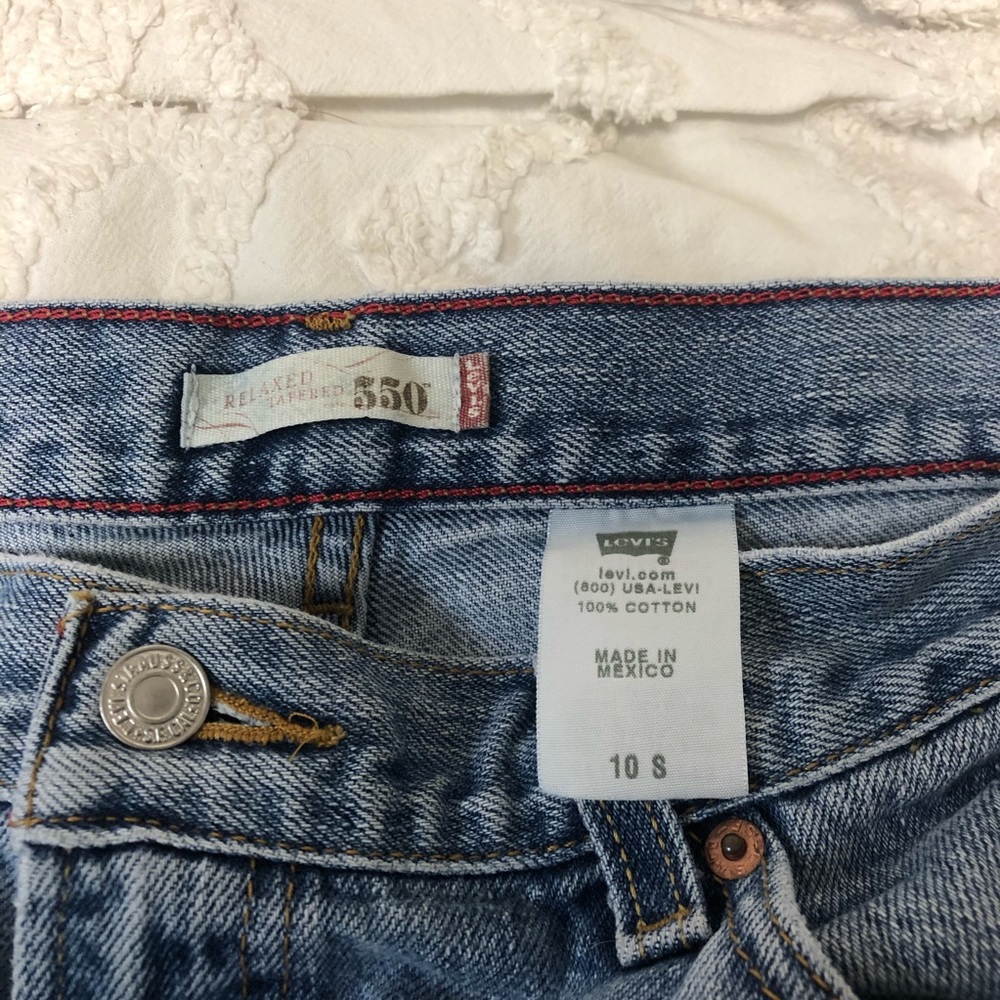 Vintage Women’s Levi’s High Wasted Jeans Size 10 - Picture 6 of 6